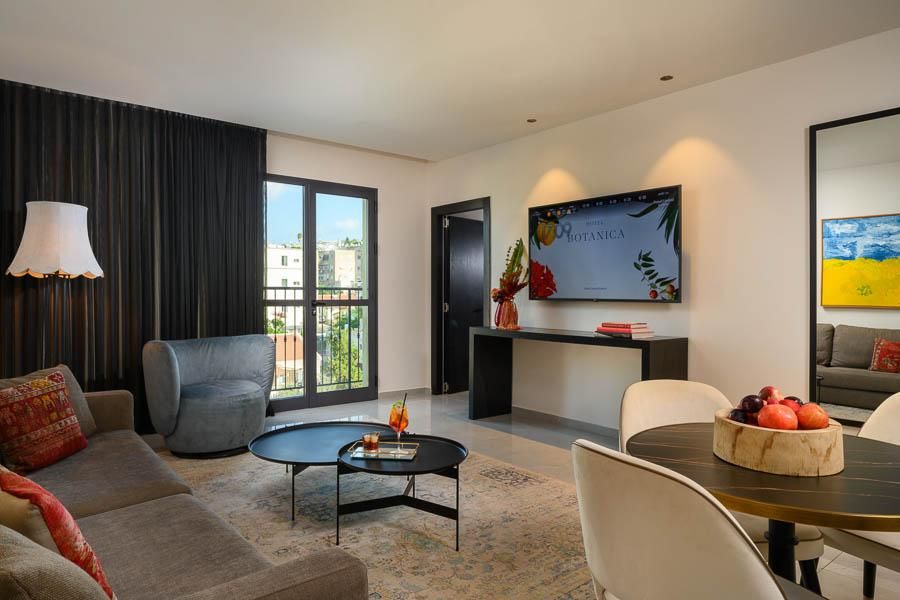 סוויטת הגנים הבהאיים