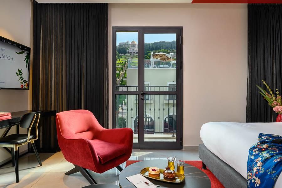 סוויטת הגנים הבהאיים