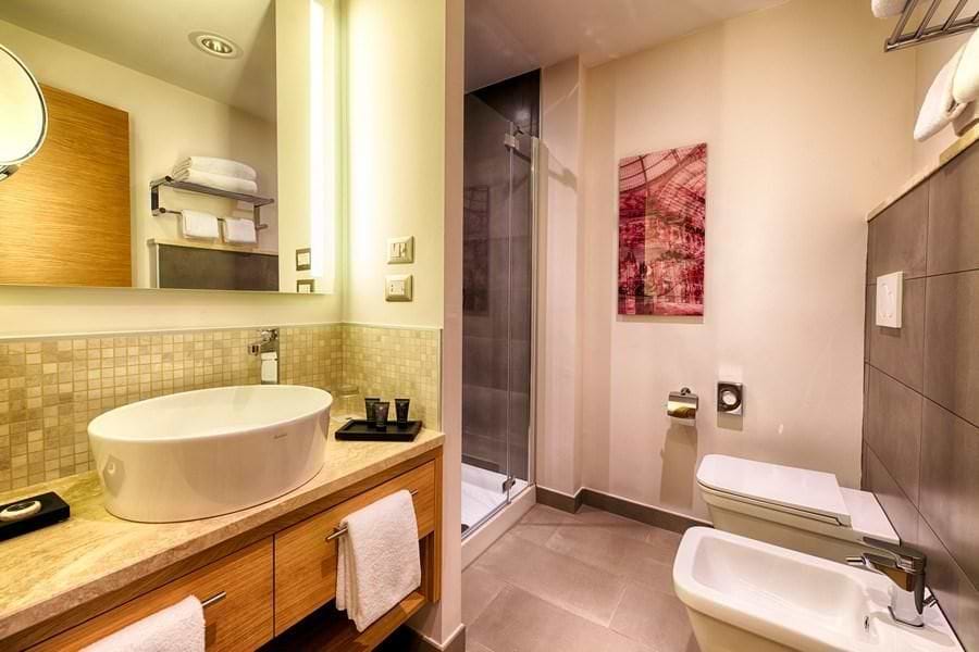 חדר Down to Earth