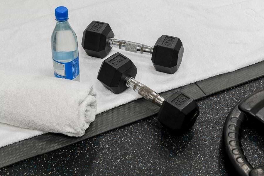 מתקני כושר מקצועיים